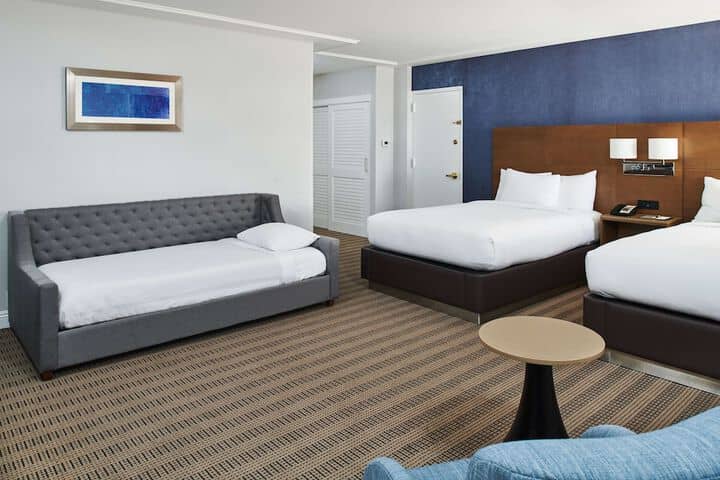 Room 34 of 55