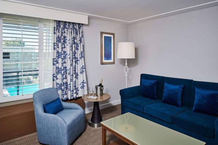 Room 33 of 55